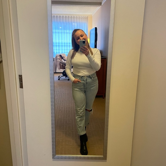 Meet your Posher, Jori - Picture 4 of 7